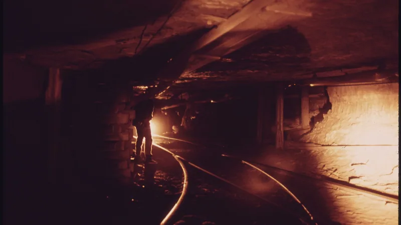 Underground mine tunnel